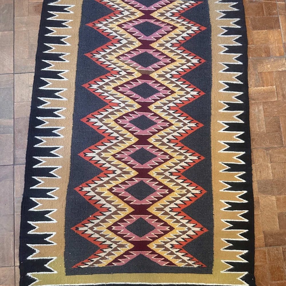 Navajo (Diné), Ganado / Wide Ruins in fluenced commercial pattern